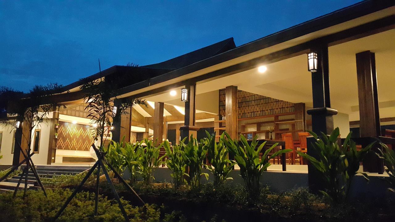 Phu Chom Mork Resort Sangkhla Buri Eksteriør billede