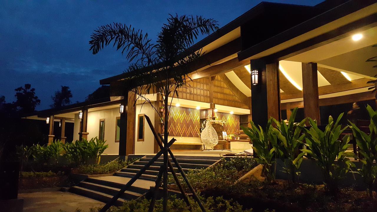 Phu Chom Mork Resort Sangkhla Buri Eksteriør billede