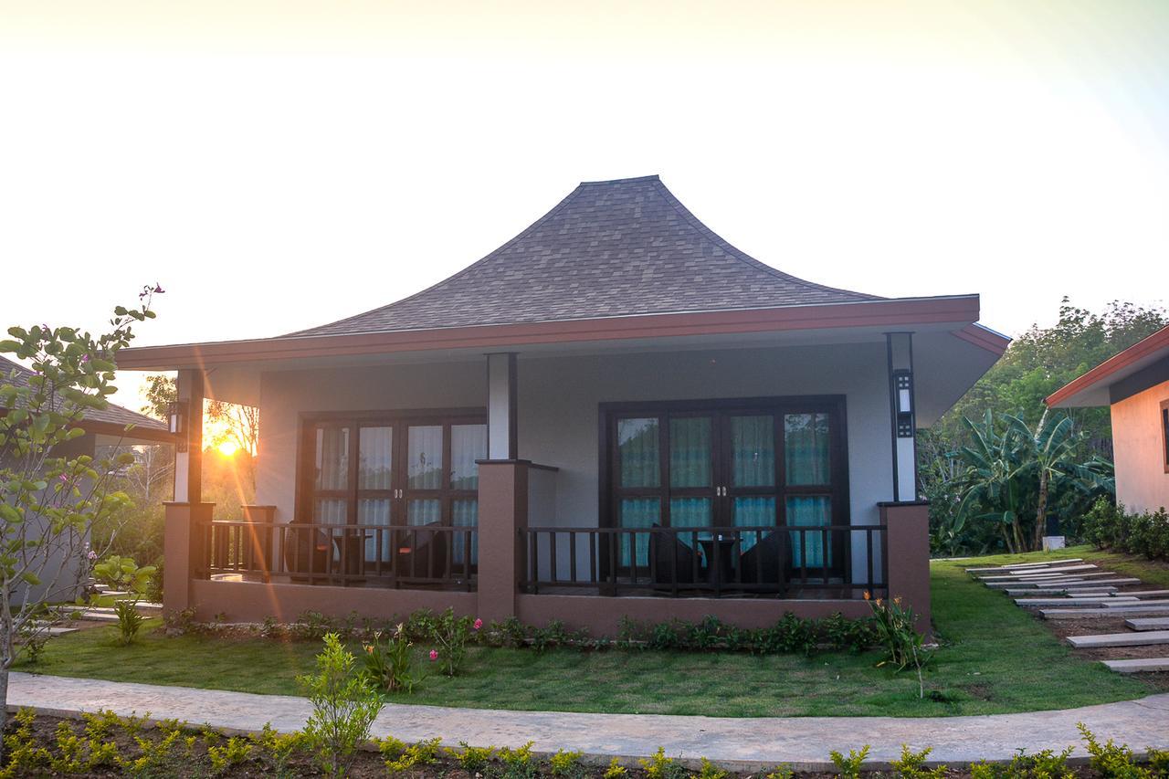 Phu Chom Mork Resort Sangkhla Buri Eksteriør billede